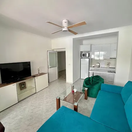 Charm Hideaway Apartment Tirana