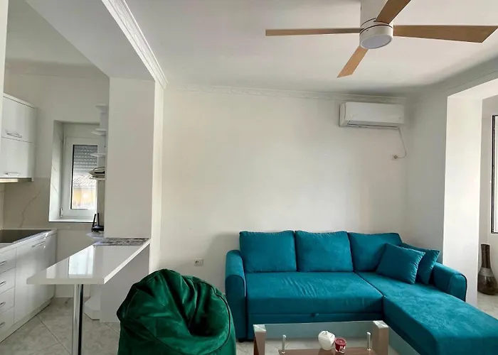 Charm Hideaway Apartman