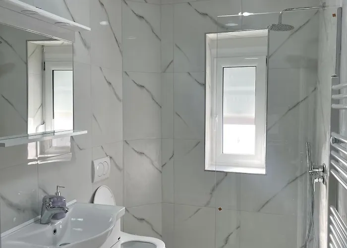 Charm Hideaway Apartman Tirana